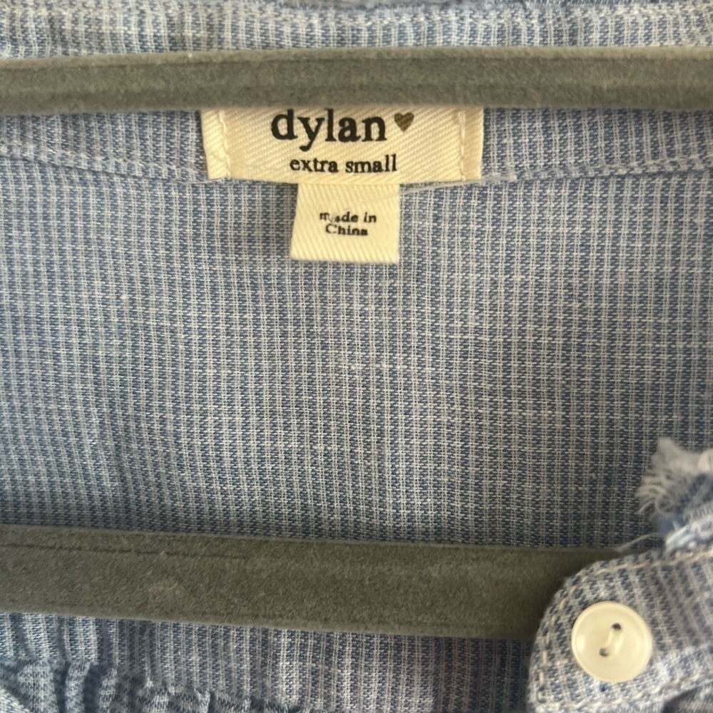 Dylan Tunic With Fray Ruffles. Hi/Lo. EUC. Size XS. Cotton/Linen blend. - Picture 3 of 9